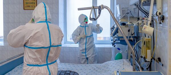 Ооруканадагы дарыгерлер. Архив - Sputnik Кыргызстан